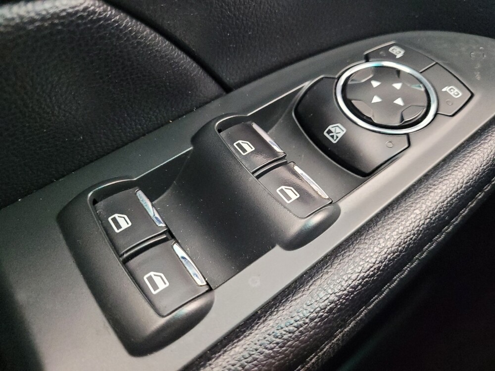 2016 Ford Explorer in Taylor, MI 48180 - 18111614 27