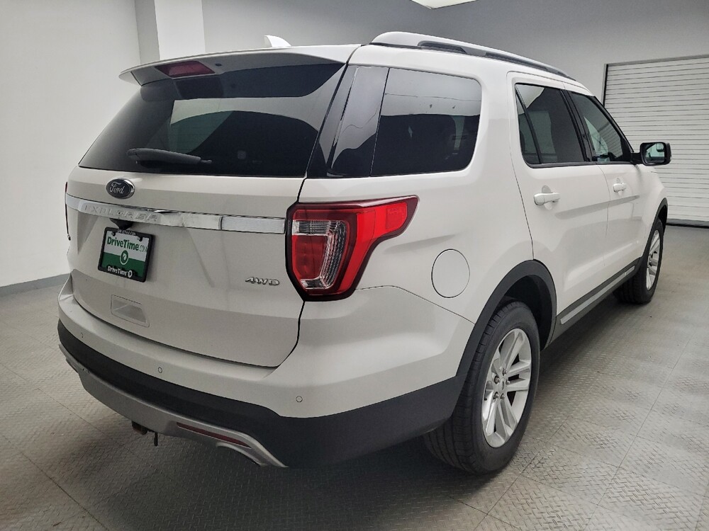 2016 Ford Explorer in Taylor, MI 48180 - 18111614 9