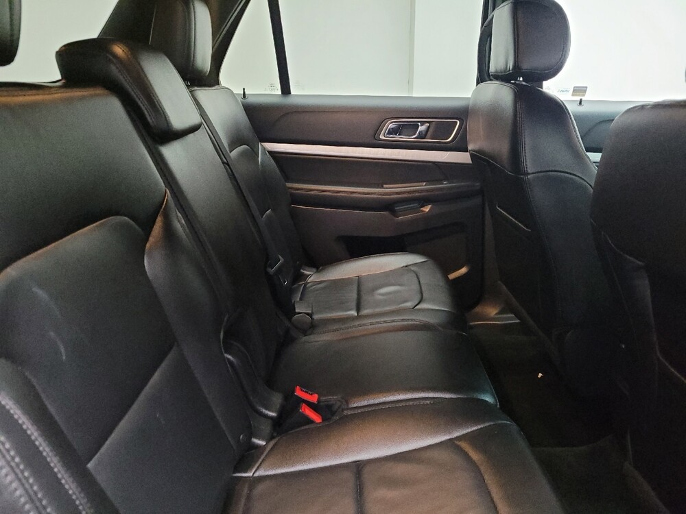 2016 Ford Explorer in Taylor, MI 48180 - 18111614 19