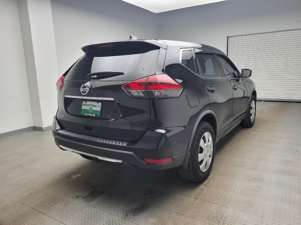 2019 Nissan Rogue in Eastpointe, MI 48021 - 18111615 9