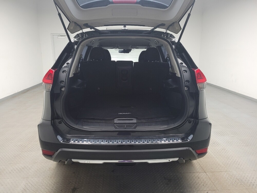 2019 Nissan Rogue in Eastpointe, MI 48021 - 18111615 29