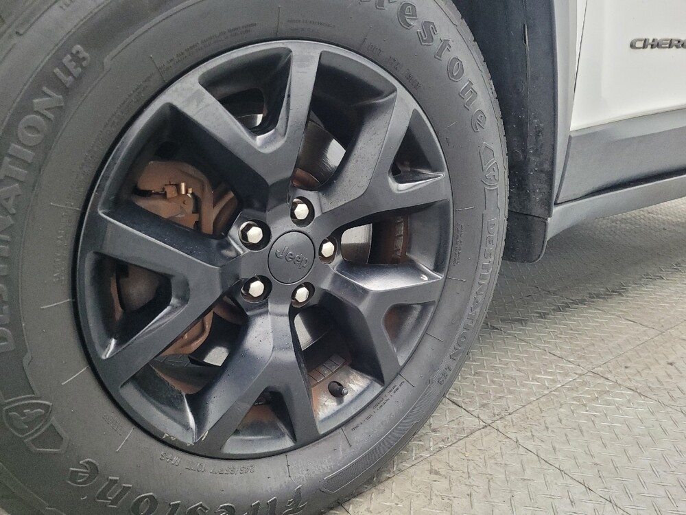 2014 Jeep Cherokee in Gainesville, FL 32609 - 18111620 31