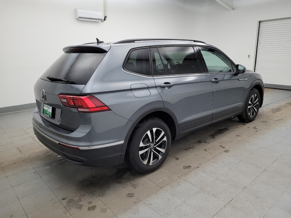 2024 Volkswagen Tiguan in Miamisburg, OH 45342 - 18111625 10