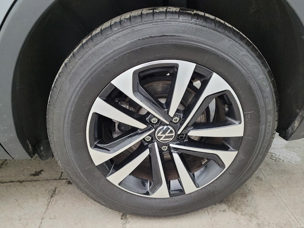 2024 Volkswagen Tiguan in Miamisburg, OH 45342 - 18111625 31