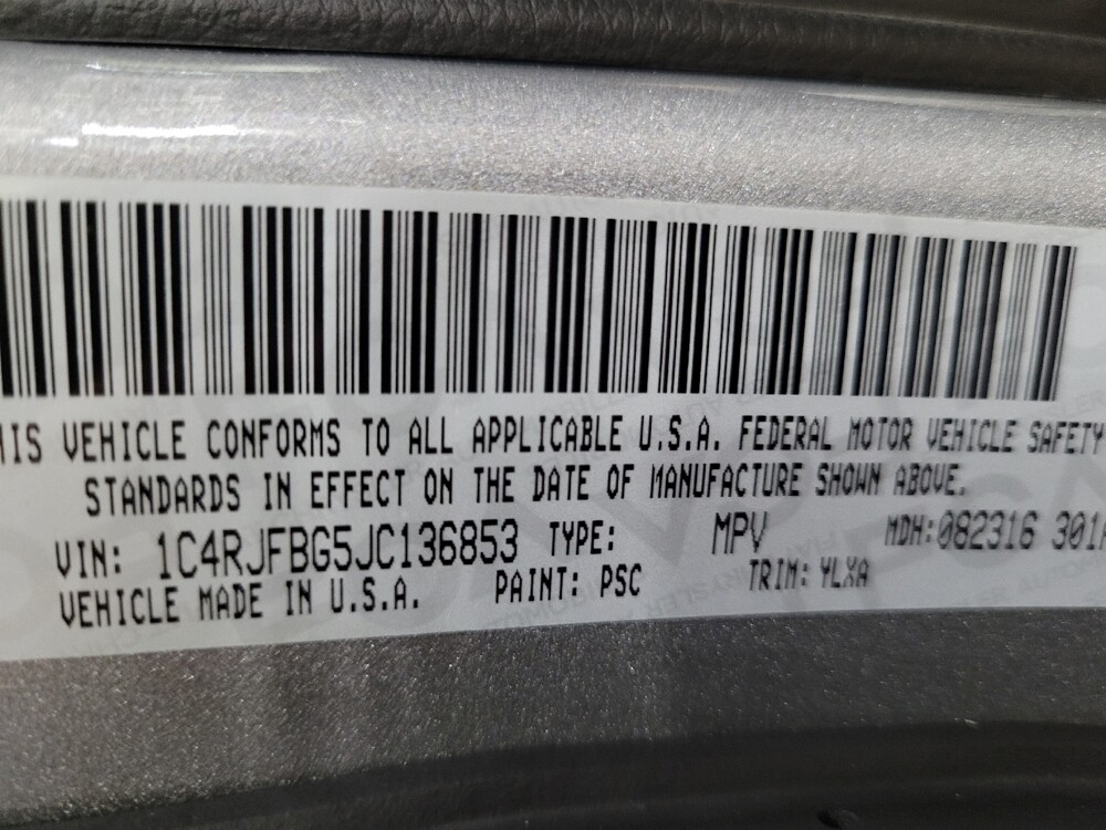 2018 Jeep Grand Cherokee in Newport News, VA 23601 - 18111628 33