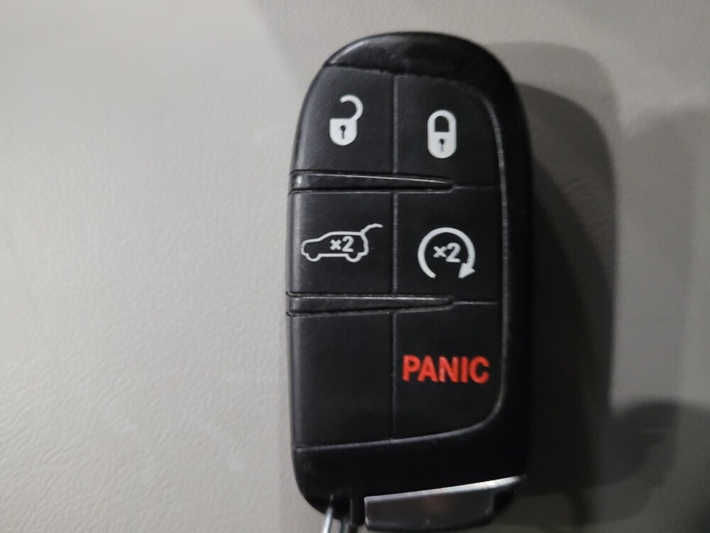 2018 Jeep Grand Cherokee in Newport News, VA 23601 - 18111628 32