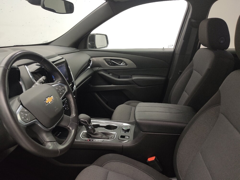 2022 Chevrolet Traverse in Columbia, SC 29210 - 18111632 17