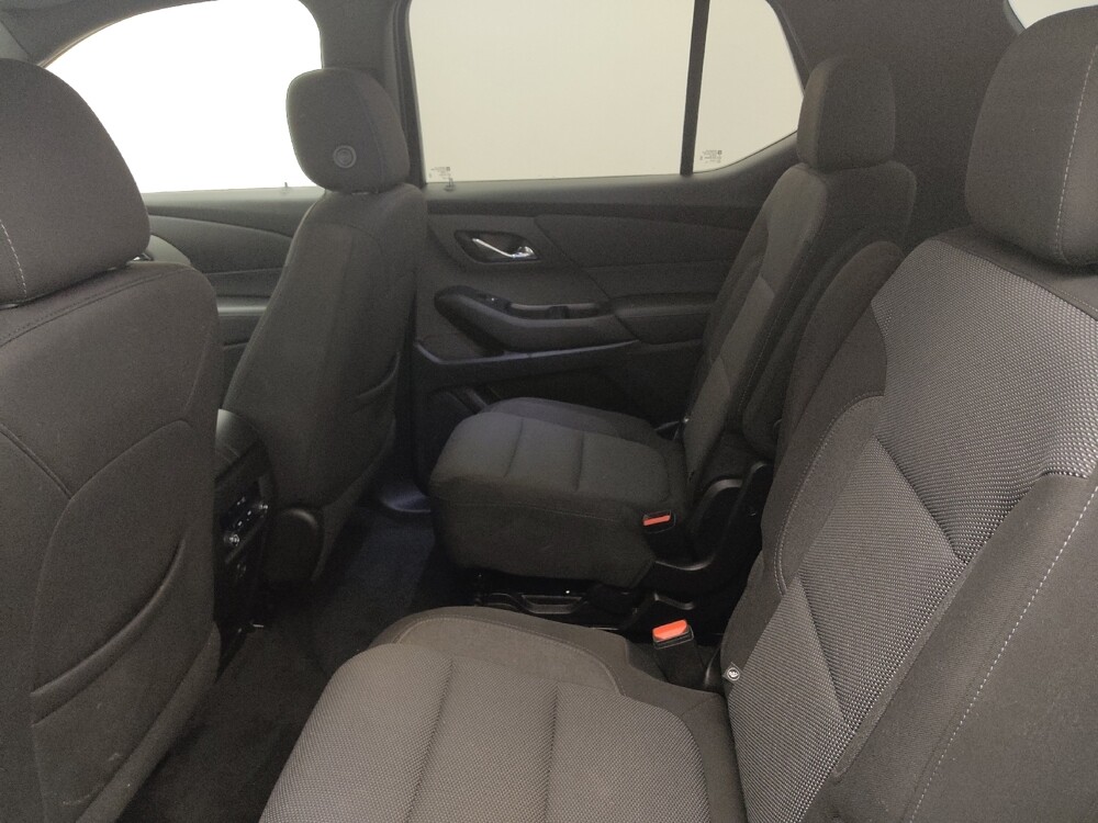 2022 Chevrolet Traverse in Columbia, SC 29210 - 18111632 18