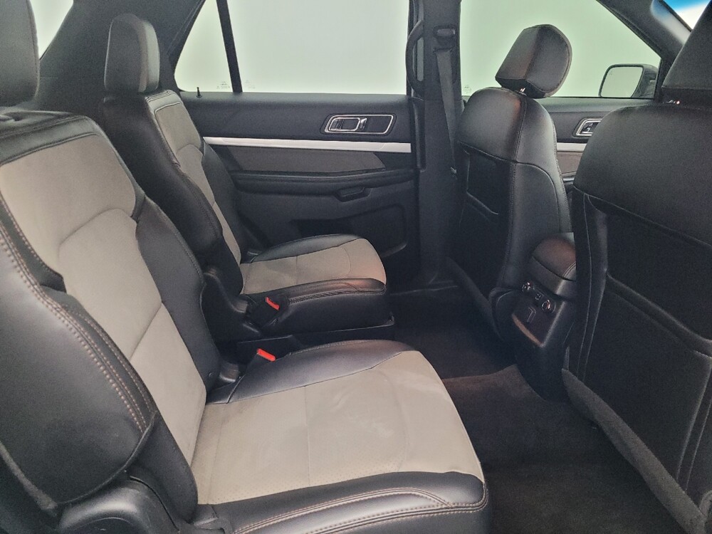2017 Ford Explorer in Jacksonville, FL 32210 - 18111635 19