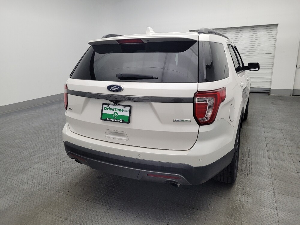 2017 Ford Explorer in Jacksonville, FL 32210 - 18111635 7