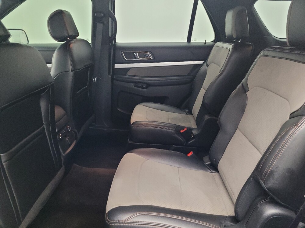 2017 Ford Explorer in Jacksonville, FL 32210 - 18111635 18