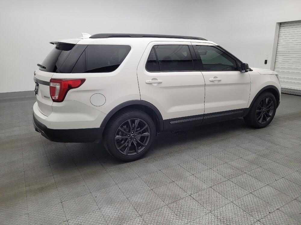 2017 Ford Explorer in Jacksonville, FL 32210 - 18111635 10