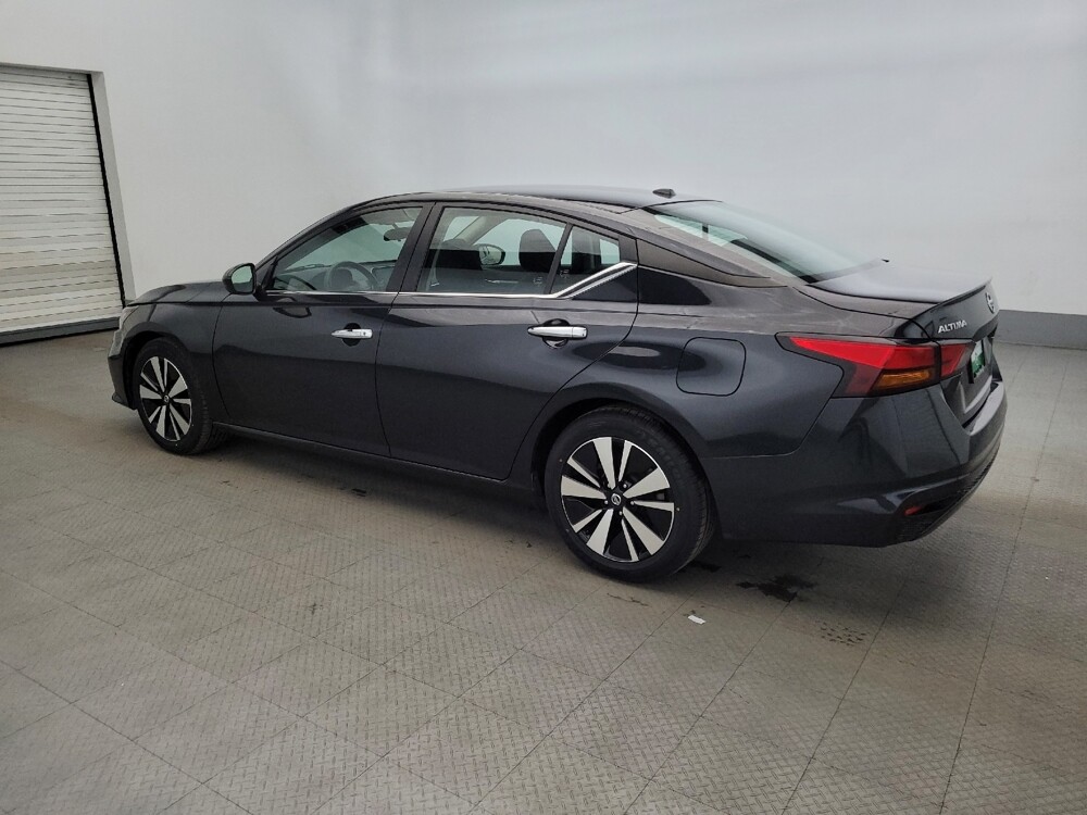 2021 Nissan Altima in Pittsburgh, PA 15237 - 18111637 3
