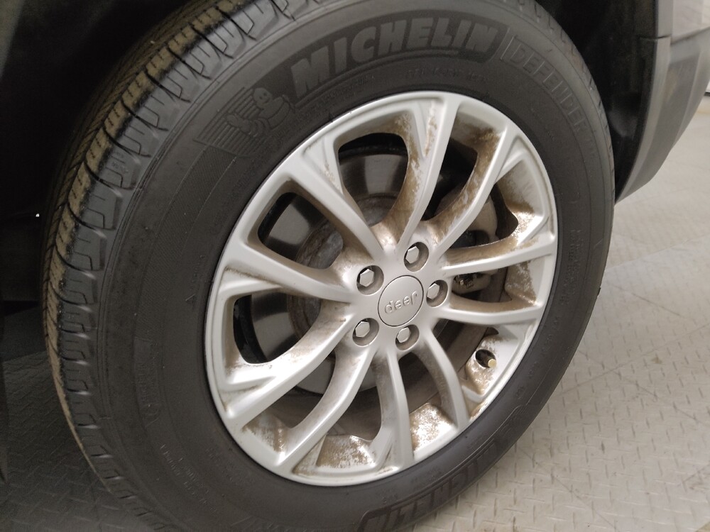 2019 Jeep Cherokee in Denver, CO 80012 - 18111640 31