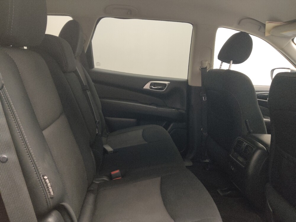 2020 Nissan Pathfinder in Columbus, GA 31909 - 18111642 19