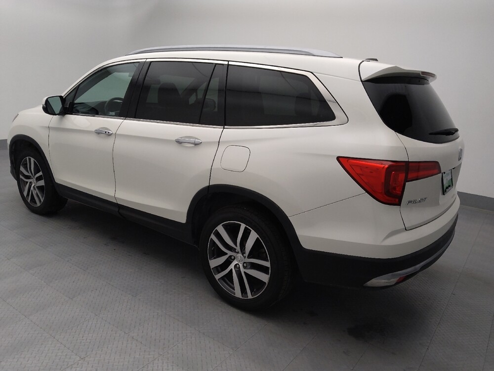 2018 Honda Pilot in St. Louis, MO 63125 - 18111644 3