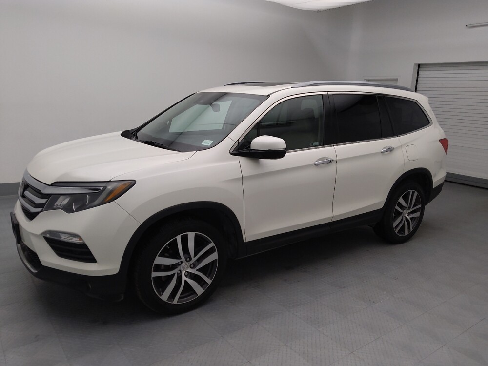 2018 Honda Pilot in St. Louis, MO 63125 - 18111644 2