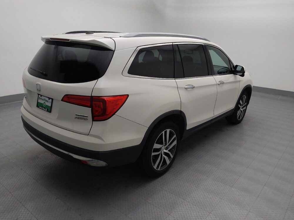 2018 Honda Pilot in St. Louis, MO 63125 - 18111644 9