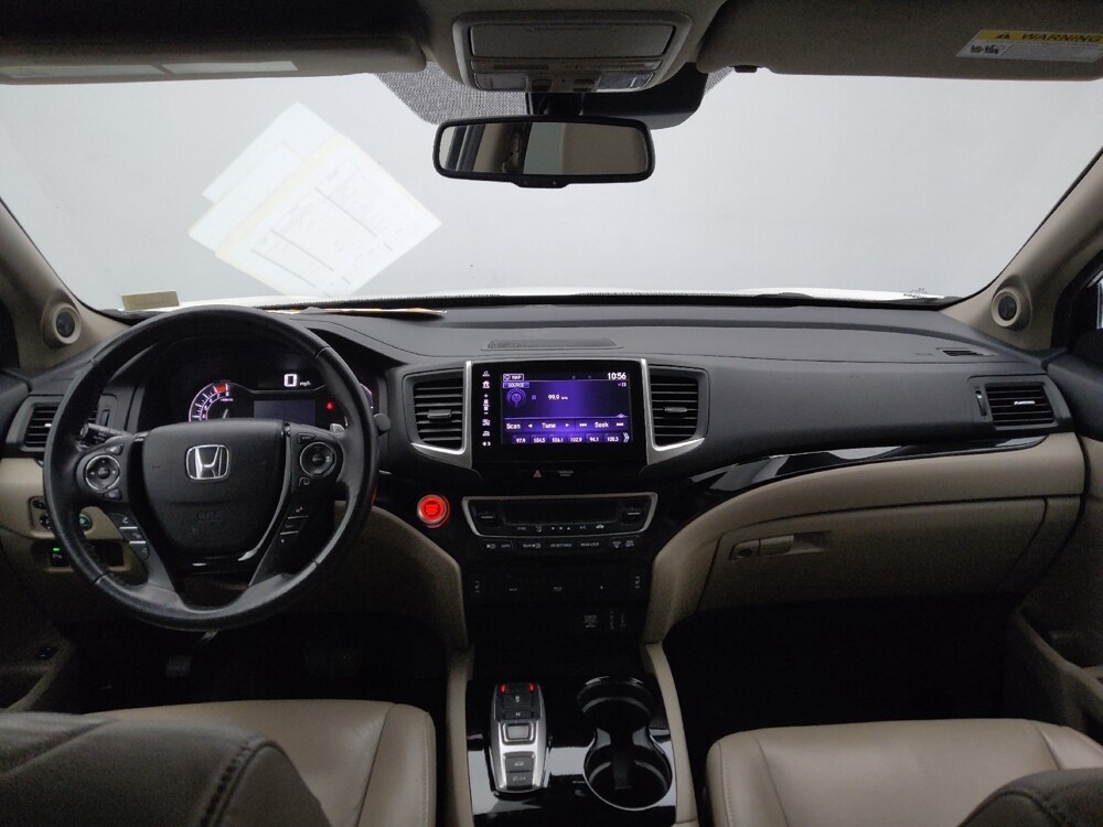 2018 Honda Pilot in St. Louis, MO 63125 - 18111644 22