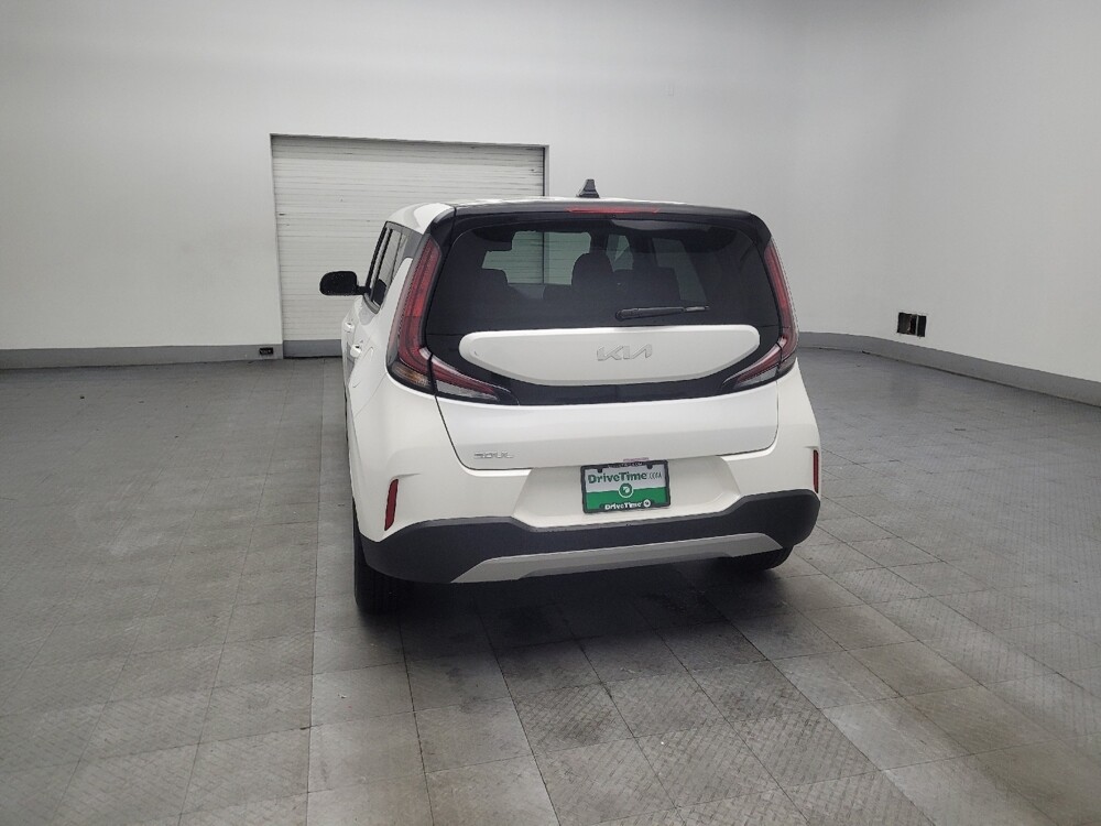 2025 Kia Soul in Macon, GA 31210 - 18111657 6