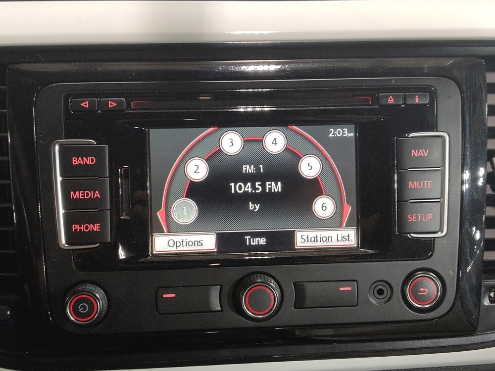 2015 Volkswagen Beetle in Tulsa, OK 74145 - 18111658 25