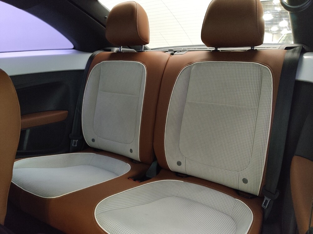 2015 Volkswagen Beetle in Tulsa, OK 74145 - 18111658 18