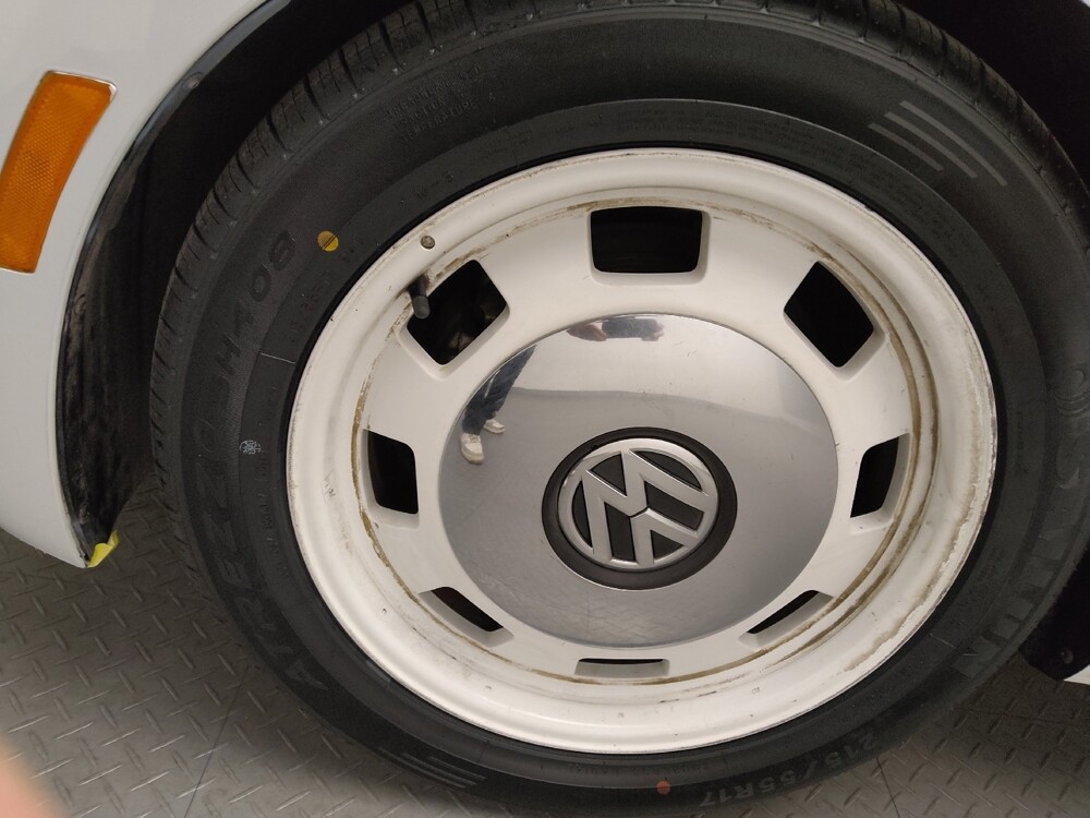 2015 Volkswagen Beetle in Tulsa, OK 74145 - 18111658 31