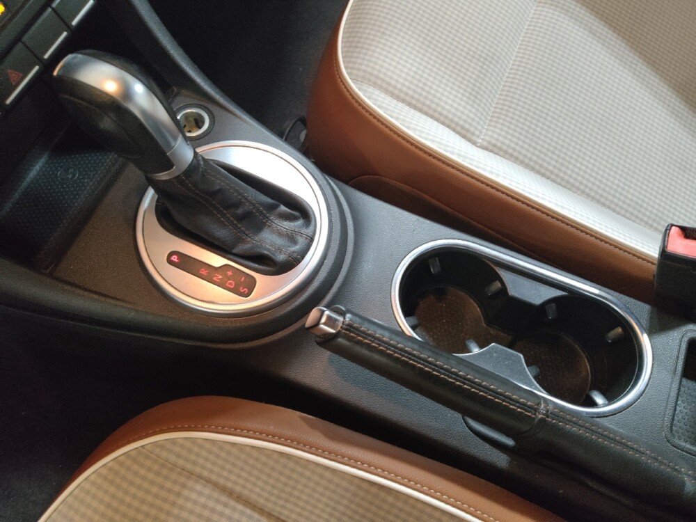 2015 Volkswagen Beetle in Tulsa, OK 74145 - 18111658 26