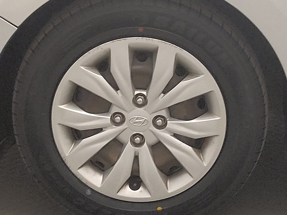 2020 Hyundai Accent in Plano, TX 75074 - 18111659 31