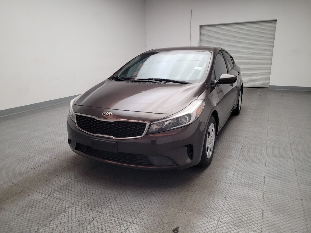 2017 Kia Forte in Riverside, CA 92504 - 18111660 15
