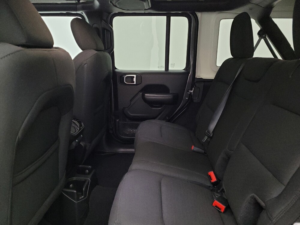 2019 Jeep Wrangler in Miamisburg, OH 45342 - 18111662 18