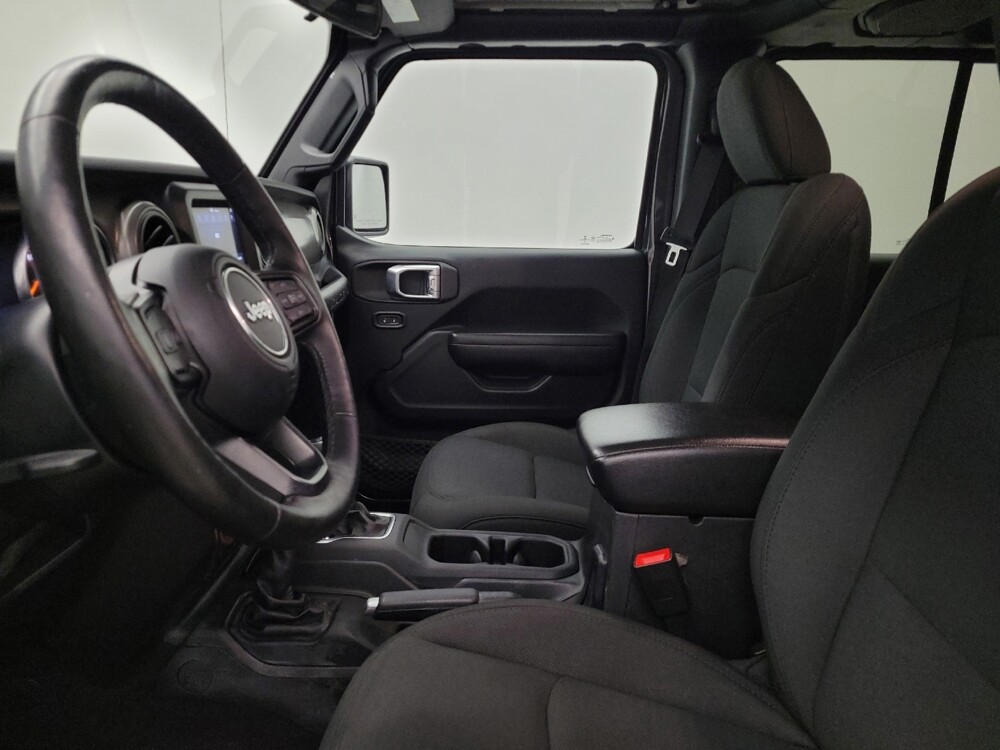 2019 Jeep Wrangler in Miamisburg, OH 45342 - 18111662 17