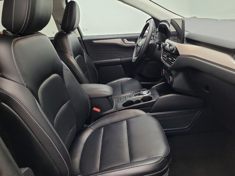 2022 Ford Escape in Hialeah, FL 33014 - 18111672 21