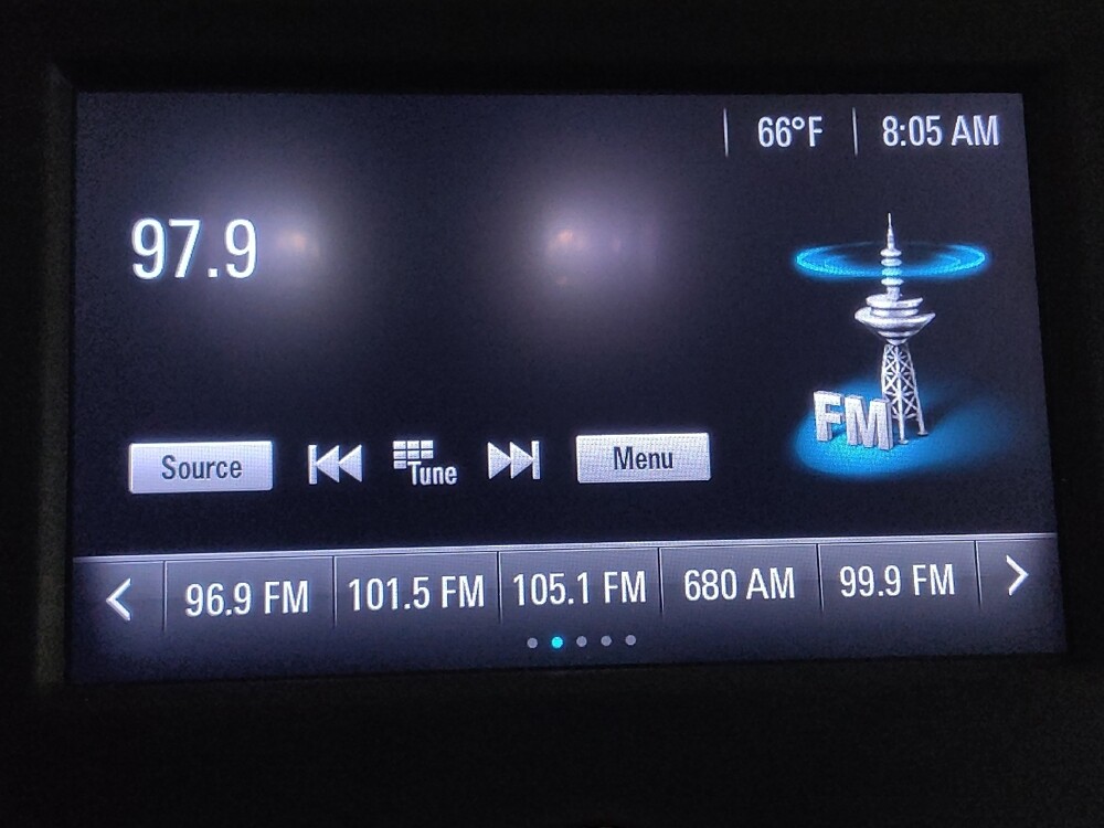 2018 Chevrolet Equinox in Columbia, SC 29210 - 18111677 25