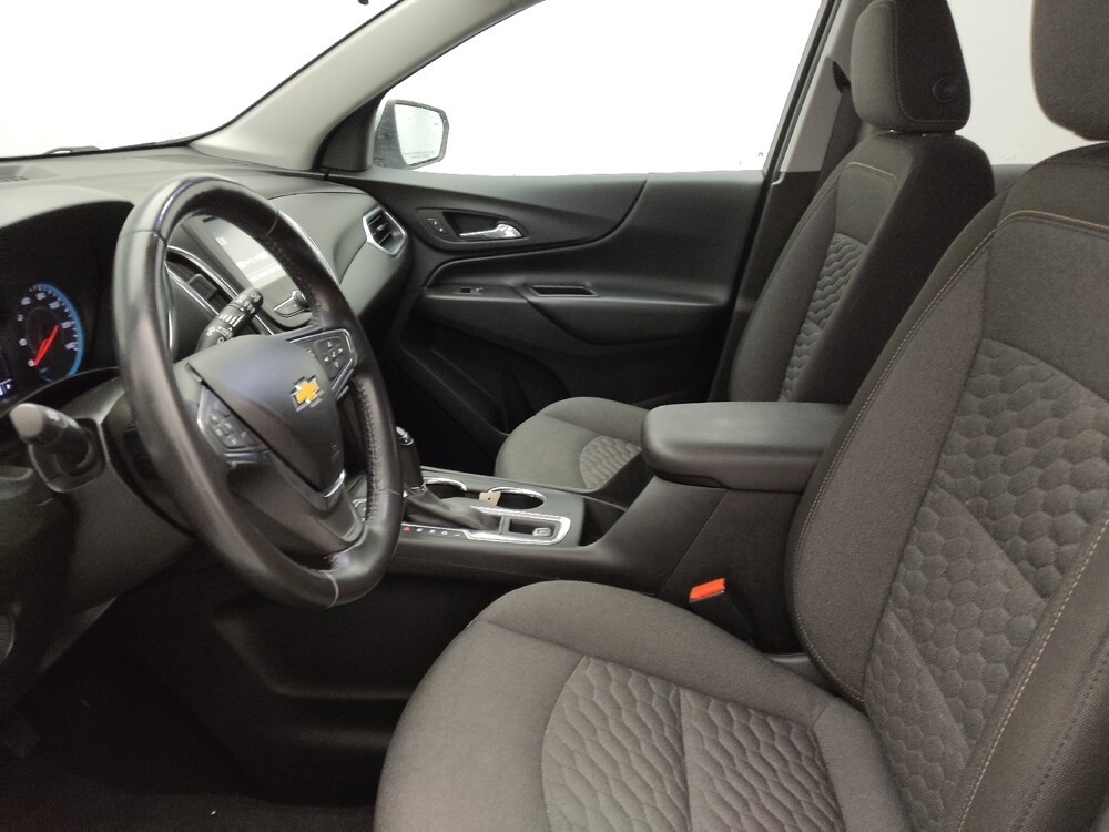 2018 Chevrolet Equinox in Columbia, SC 29210 - 18111677 17