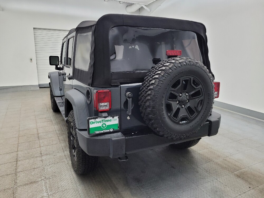 2018 Jeep Wrangler in Miamisburg, OH 45342 - 18111684 6