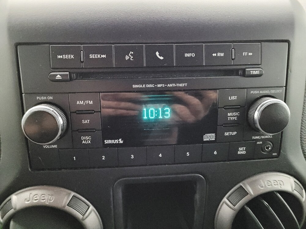 2018 Jeep Wrangler in Miamisburg, OH 45342 - 18111684 25