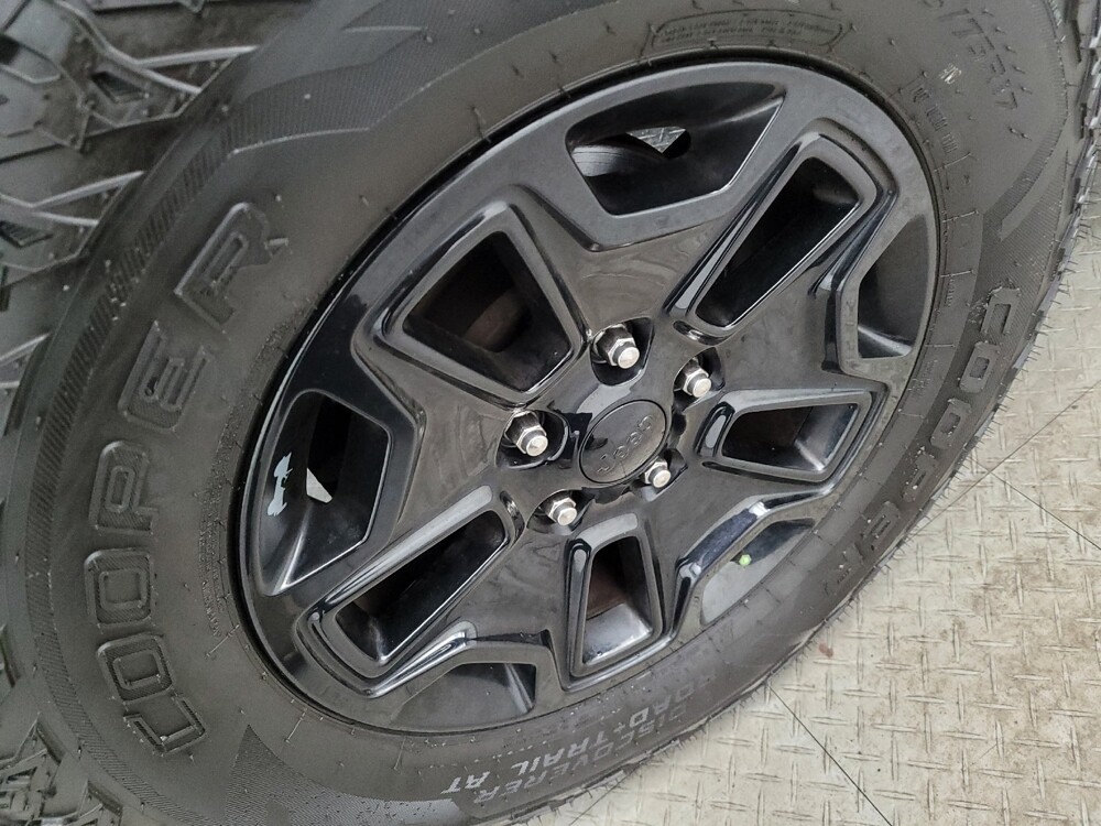 2018 Jeep Wrangler in Miamisburg, OH 45342 - 18111684 31