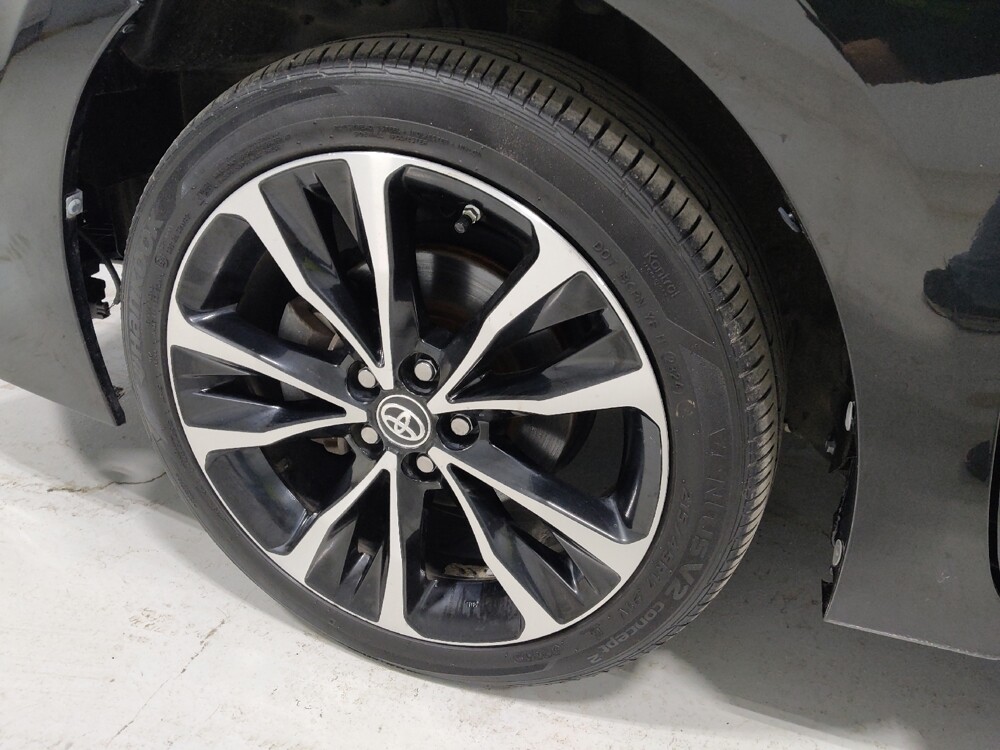 2019 Toyota Corolla in Columbus, OH 43231 - 18111691 31