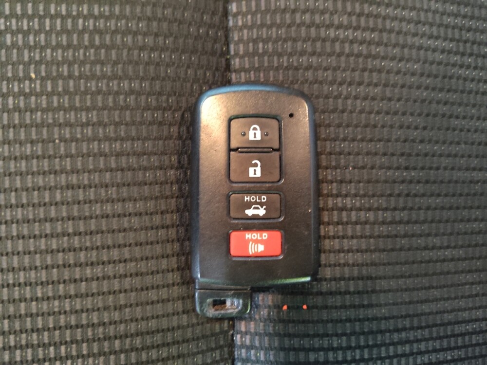 2019 Toyota Corolla in Columbus, OH 43231 - 18111691 32