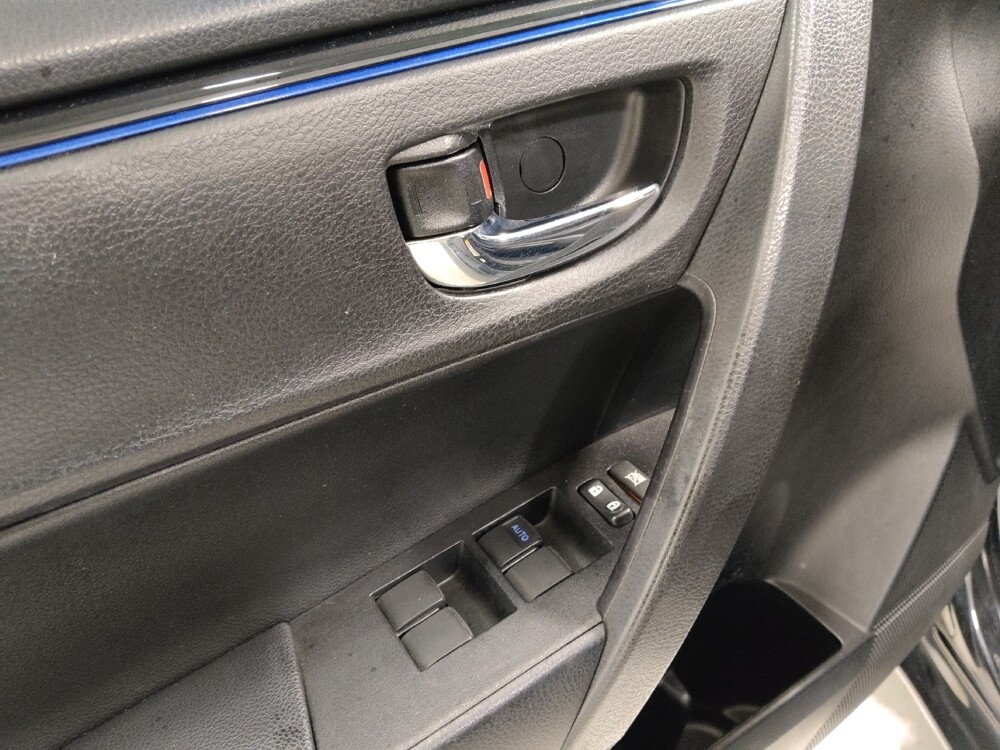 2019 Toyota Corolla in Columbus, OH 43231 - 18111691 27