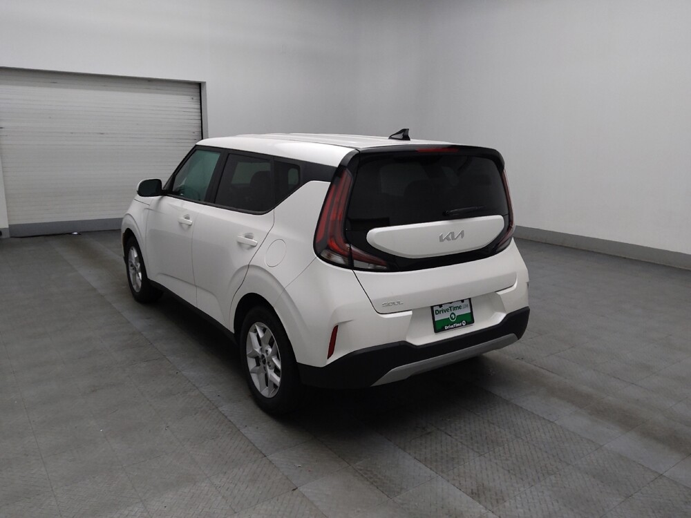 2023 Kia Soul in Stone Mountain, GA 30083 - 18111693 5