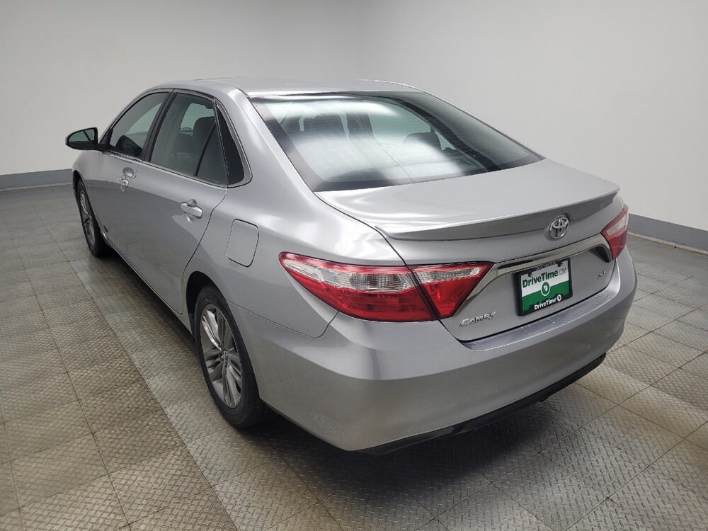 2016 Toyota Camry in Highland, IN 46322 - 18111697 5