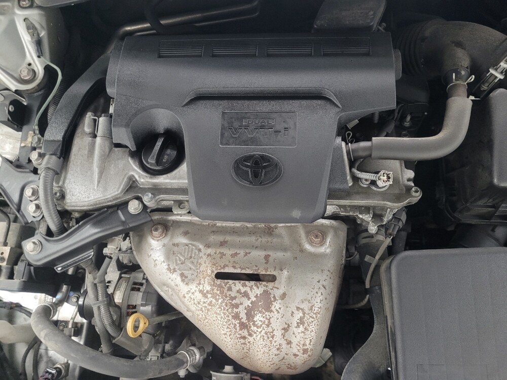 2016 Toyota Camry in Highland, IN 46322 - 18111697 30