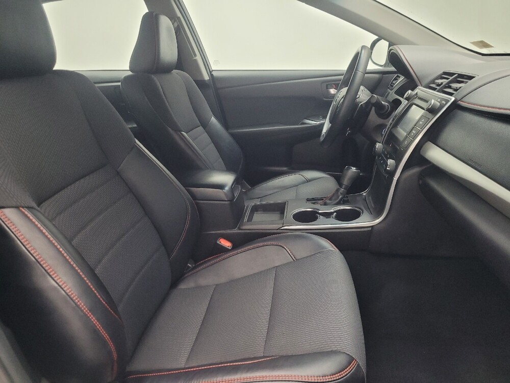 2016 Toyota Camry in Highland, IN 46322 - 18111697 21