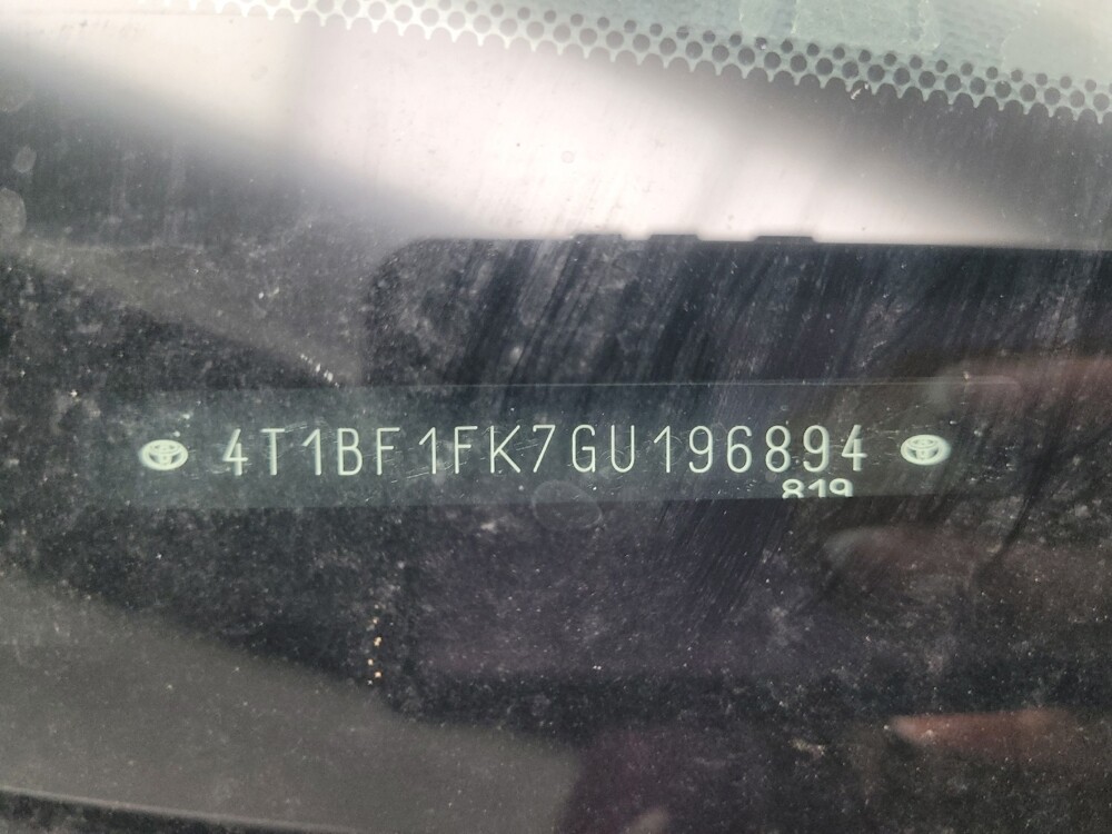 2016 Toyota Camry in Highland, IN 46322 - 18111697 33