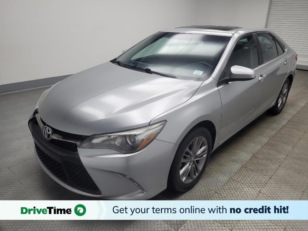 2016 Toyota Camry in Highland, IN 46322 - 18111697