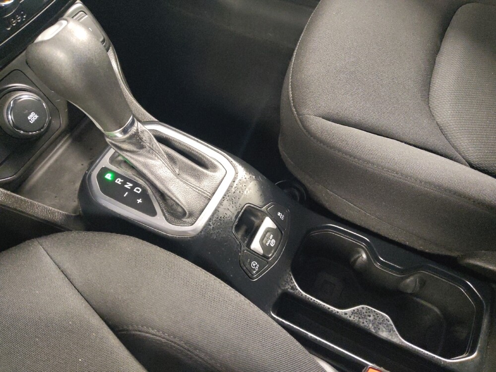 2020 Jeep Renegade in Baton Rouge, LA 70816 - 18111700 26