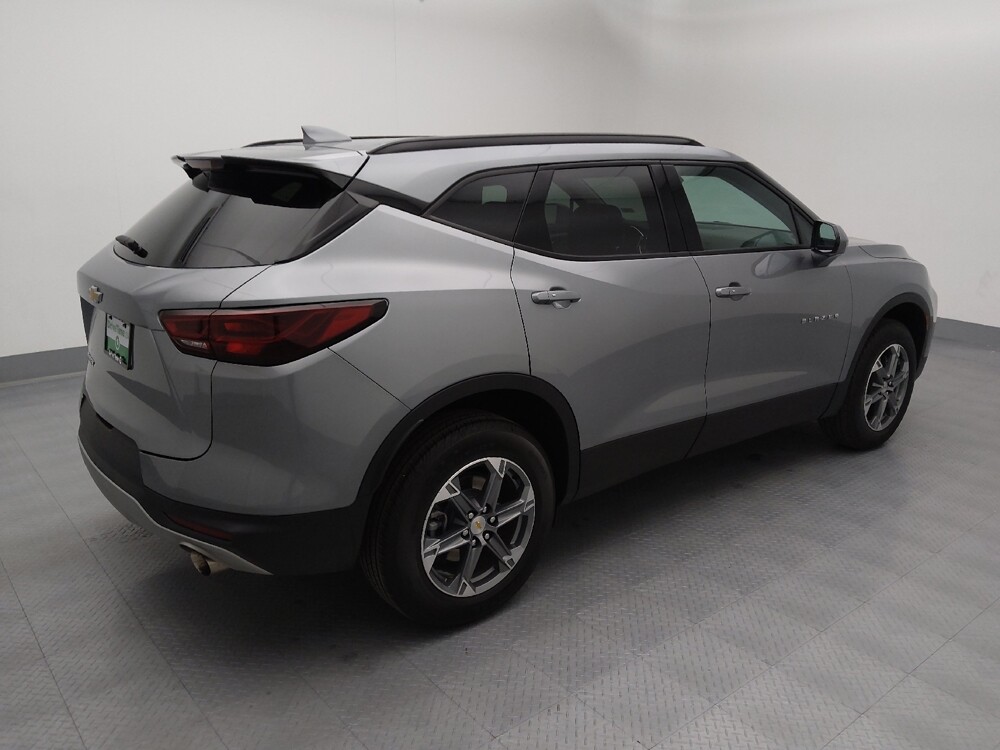 2024 Chevrolet Blazer in Independence, MO 64055 - 18111702 10