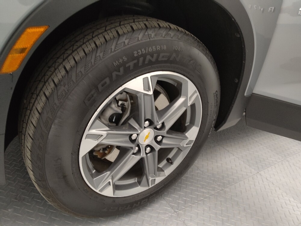 2024 Chevrolet Blazer in Independence, MO 64055 - 18111702 31